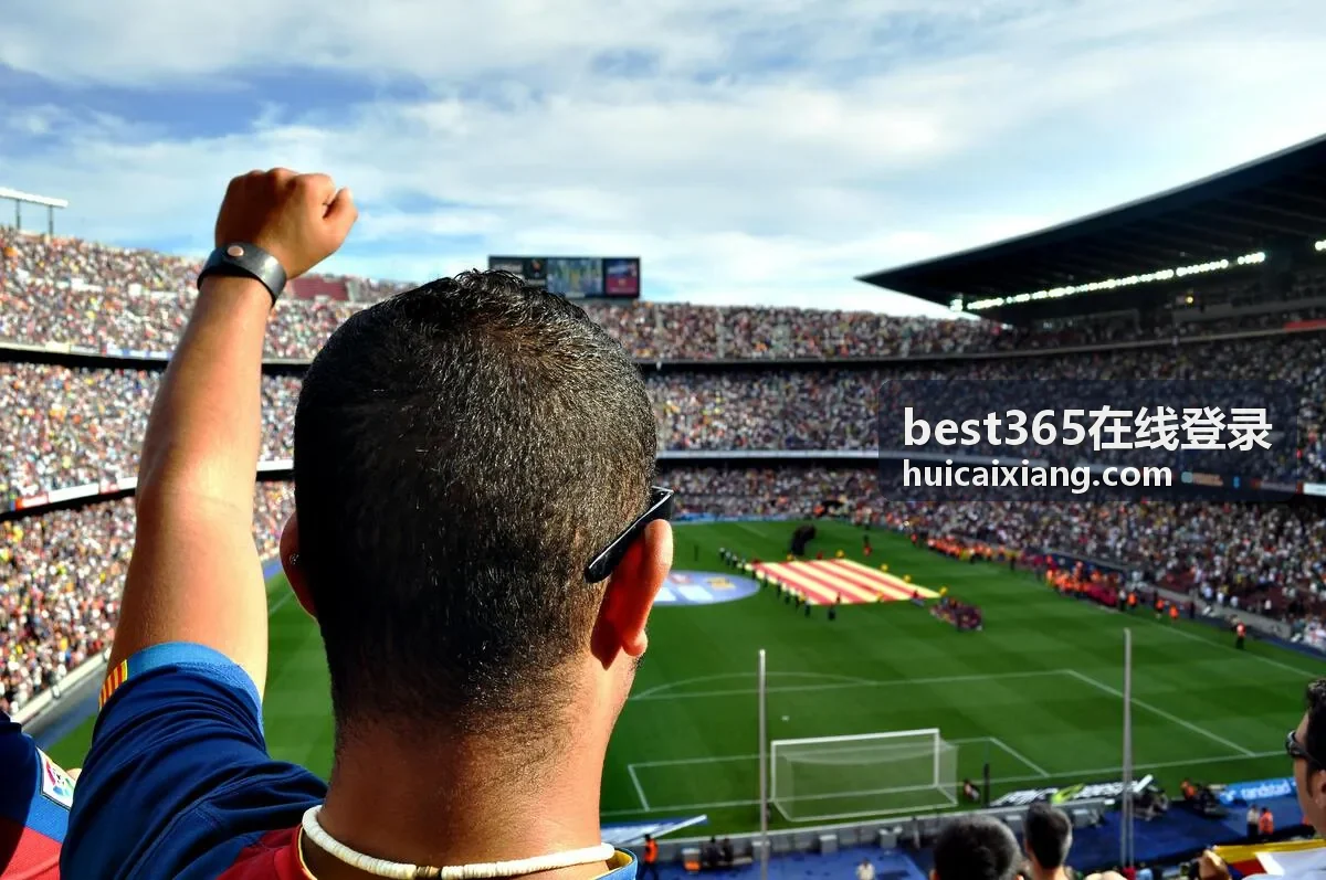 世界杯官方游戏叫什么？从FIFA世界杯系列到新授权项目解析